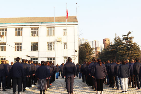 中国船舶风帆公司举行新年升国旗仪式