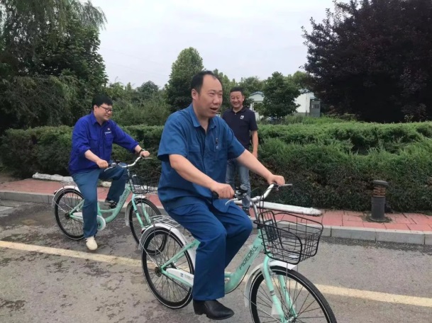 通勤单车进风帆产业园区啦